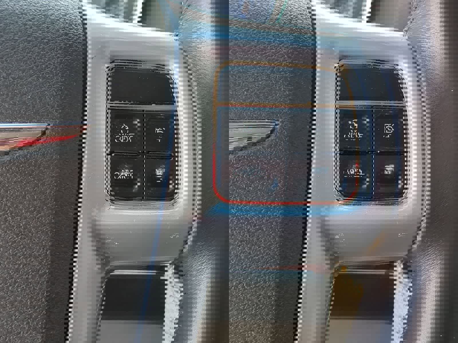 Used 2013 Chrysler Town & Country Touring image 24