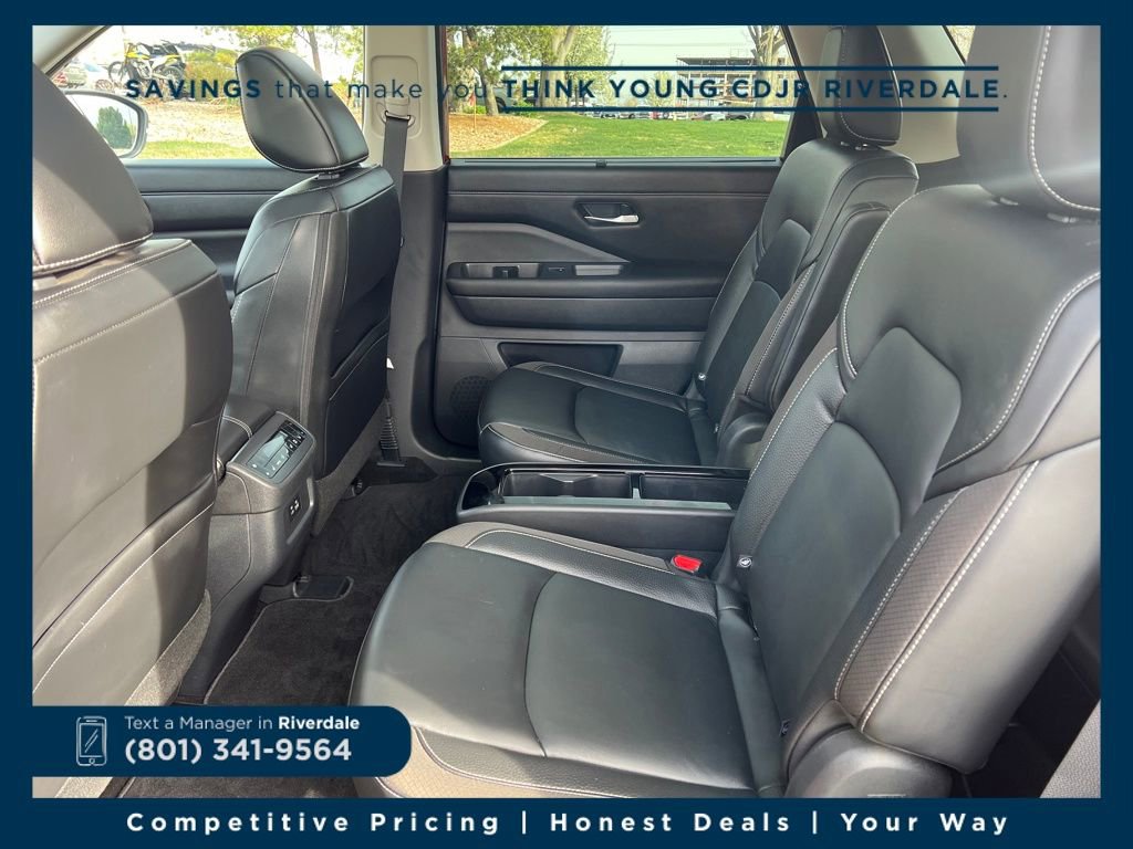 Used 2023 Nissan Pathfinder SL w/ SL Premium Package image 22