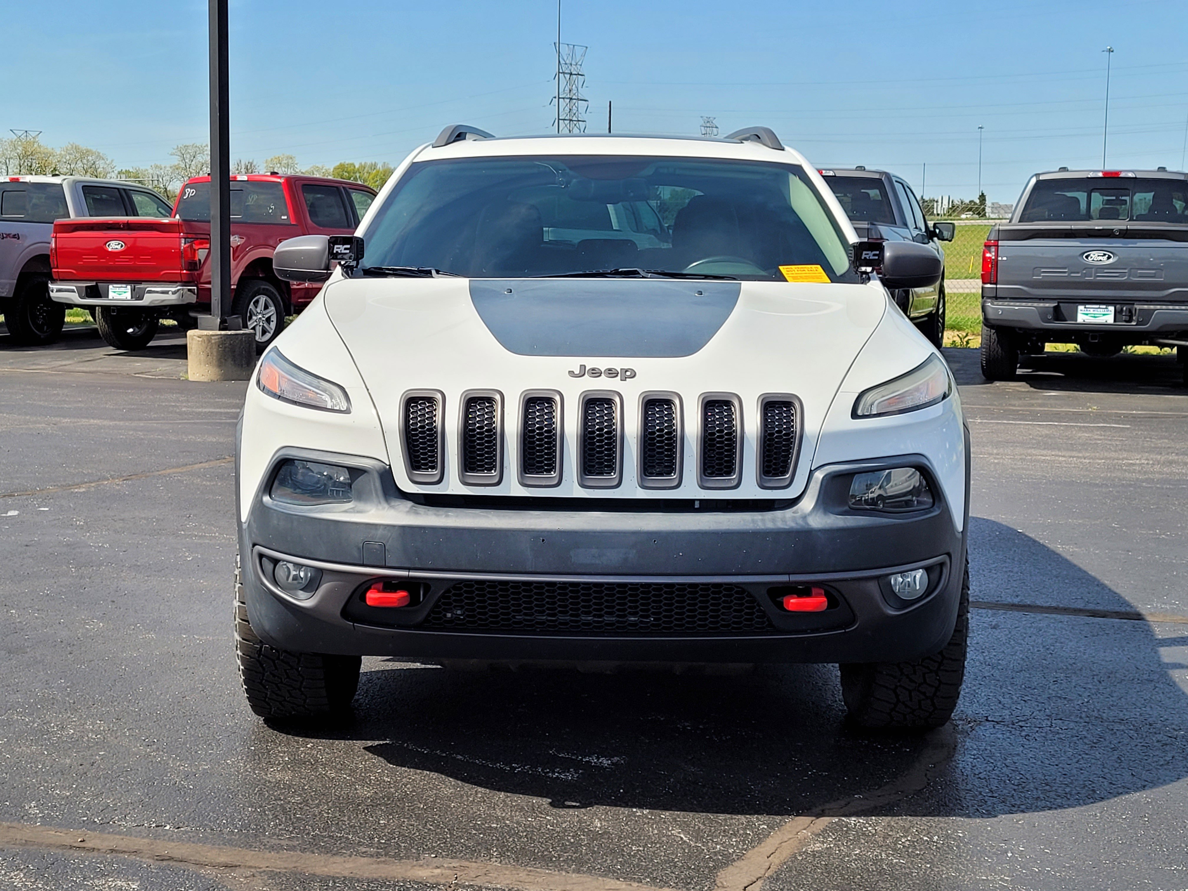 Used 2016 Jeep Cherokee Trailhawk w/ Comfort/Convenience Group image 9