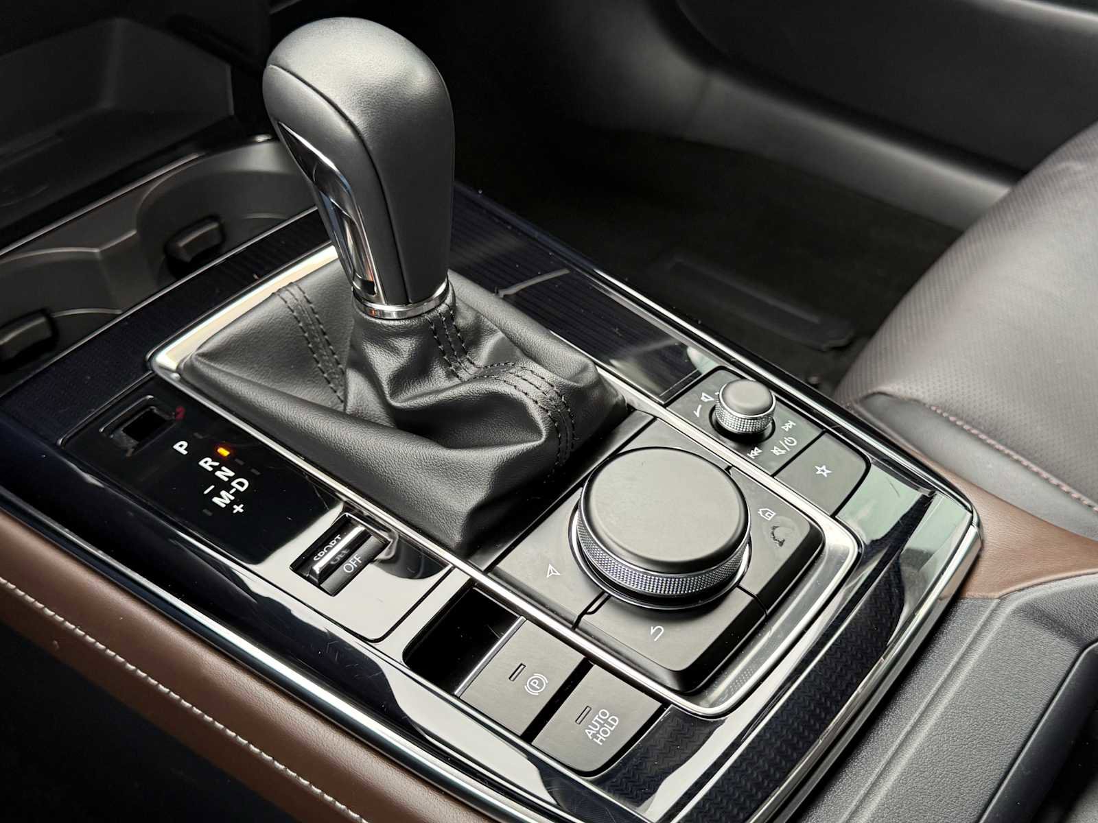 Certified 2025 MAZDA CX-30 AWD 2.5 S w/ Premium Package image 28