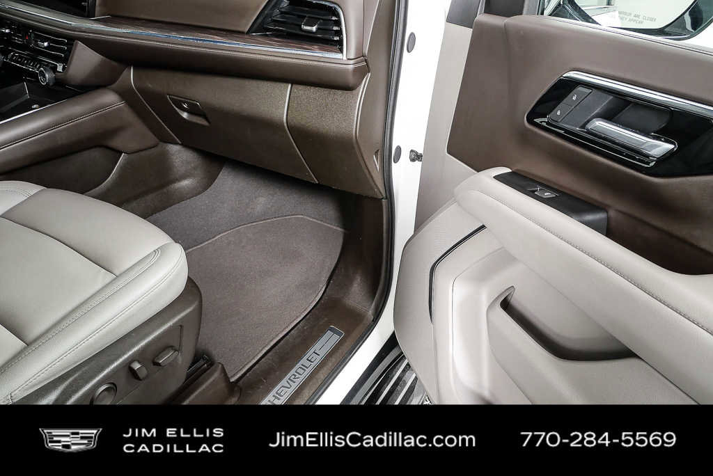Used 2025 Chevrolet Tahoe LT AWD/4WD image 24