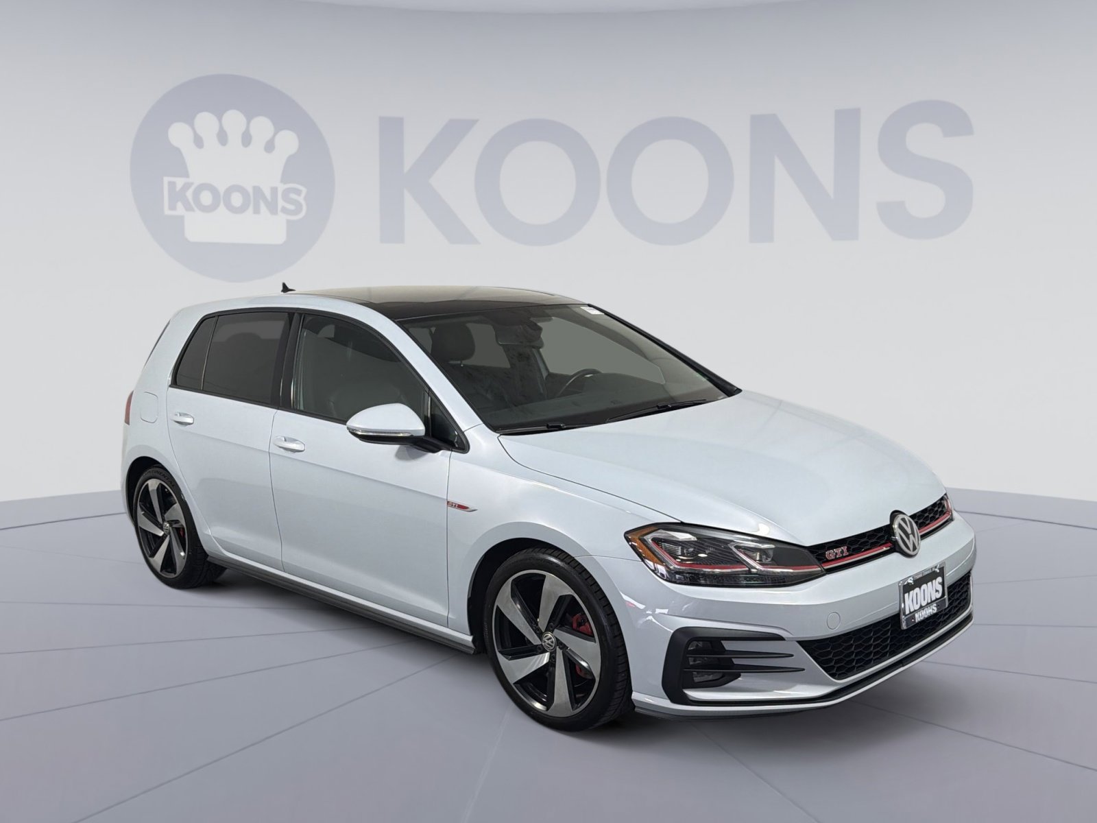 Used 2019 Volkswagen GTI SE image 10
