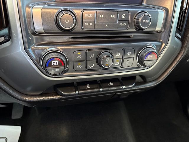 Used 2018 Chevrolet Silverado 1500 LT w/ All Star Edition AWD/4WD image 26
