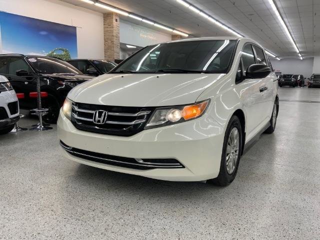 Used 2016 Honda Odyssey LX image 2