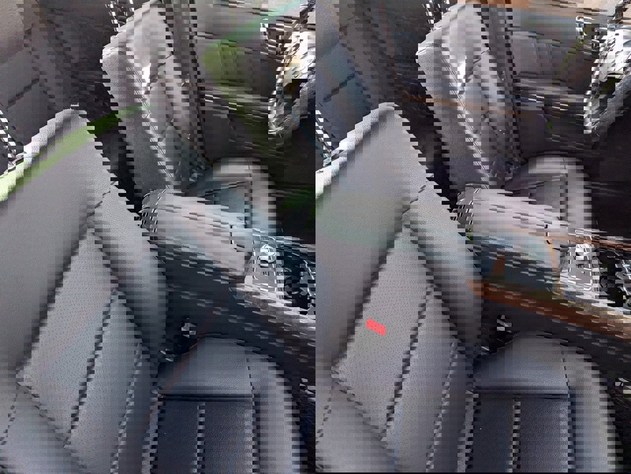 Used 2011 Mercedes-Benz E 350 Sedan image 11