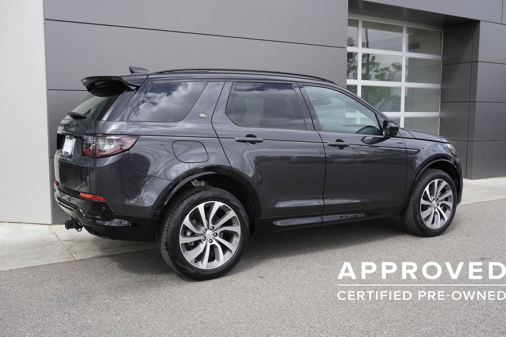 Used 2025 Land Rover Discovery Sport Dynamic SE image 4