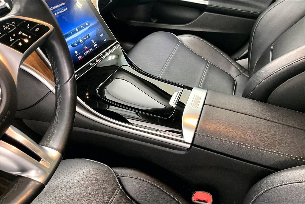 Used 2022 Mercedes-Benz C 300 Sedan image 13