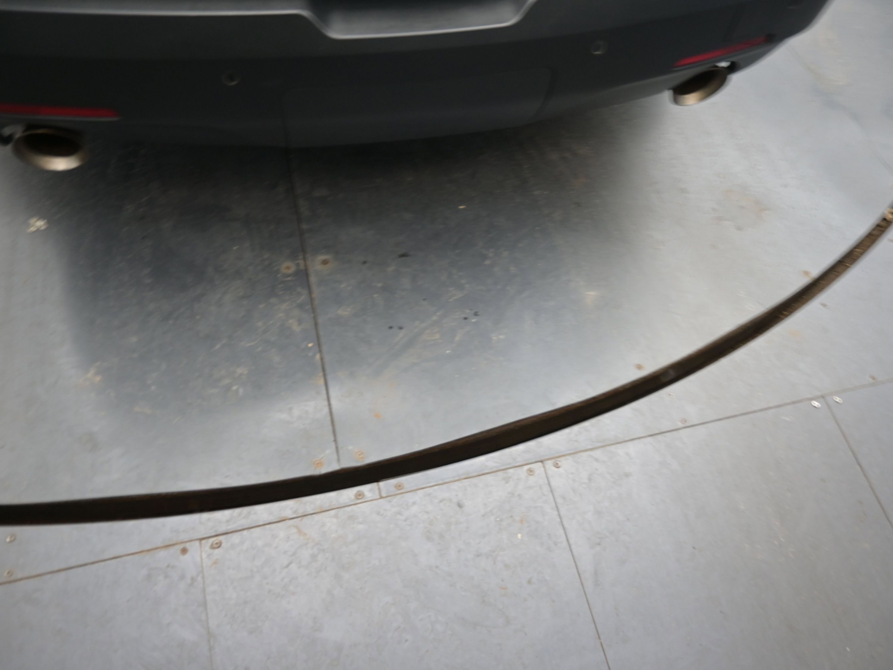 Used 2021 Chevrolet Traverse LT image 13