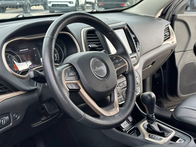 Used 2014 Jeep Cherokee Limited w/ Luxury Group FWD image 27