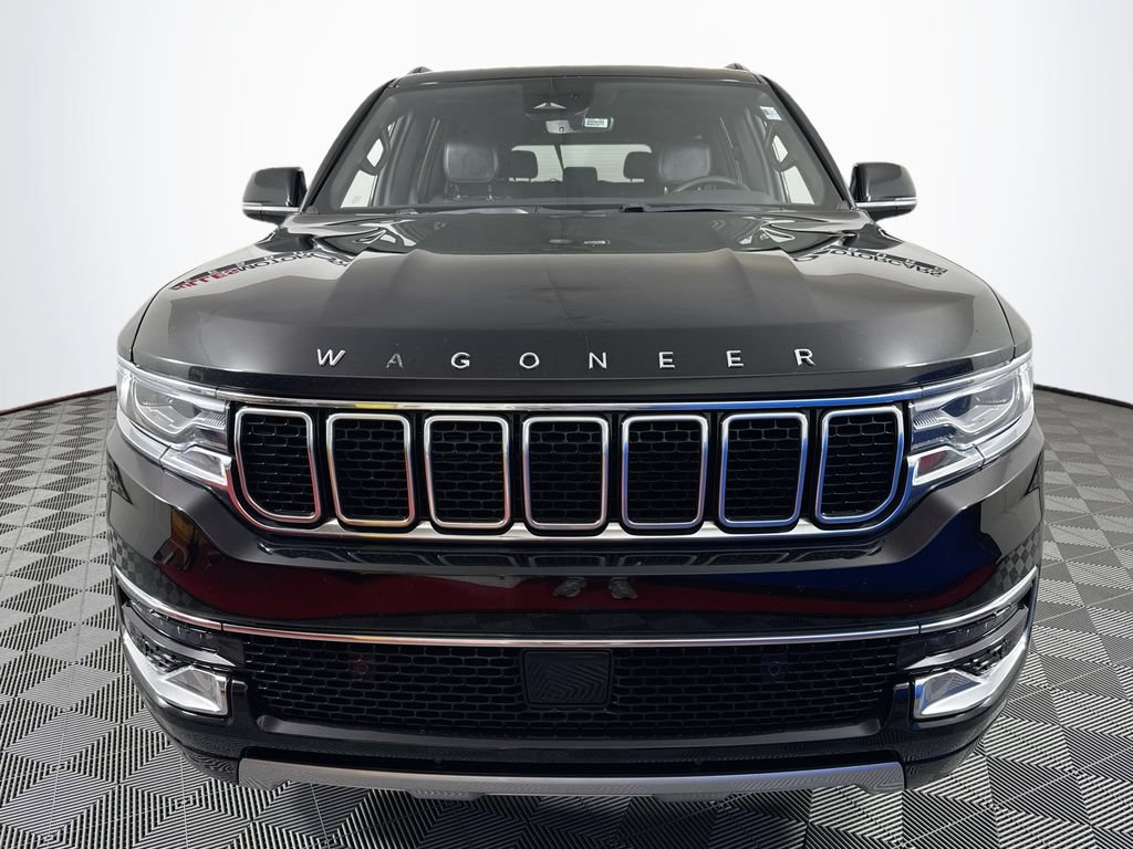Used 2024 Jeep Wagoneer L Series II w/ Flexible Seating Group RWD image 2