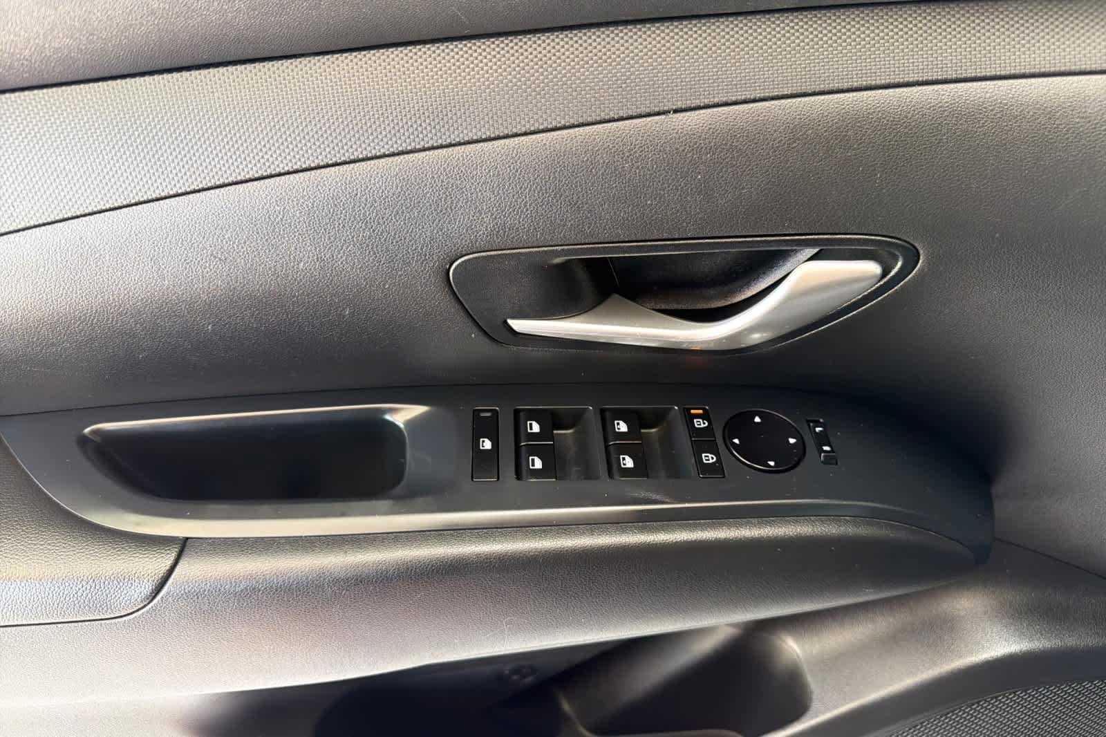 Used 2025 Hyundai Tucson SEL FWD image 12