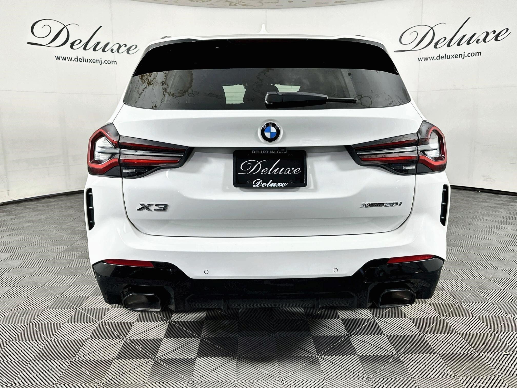 Used 2024 BMW X3 xDrive30i w/ Premium Package AWD/4WD image 5