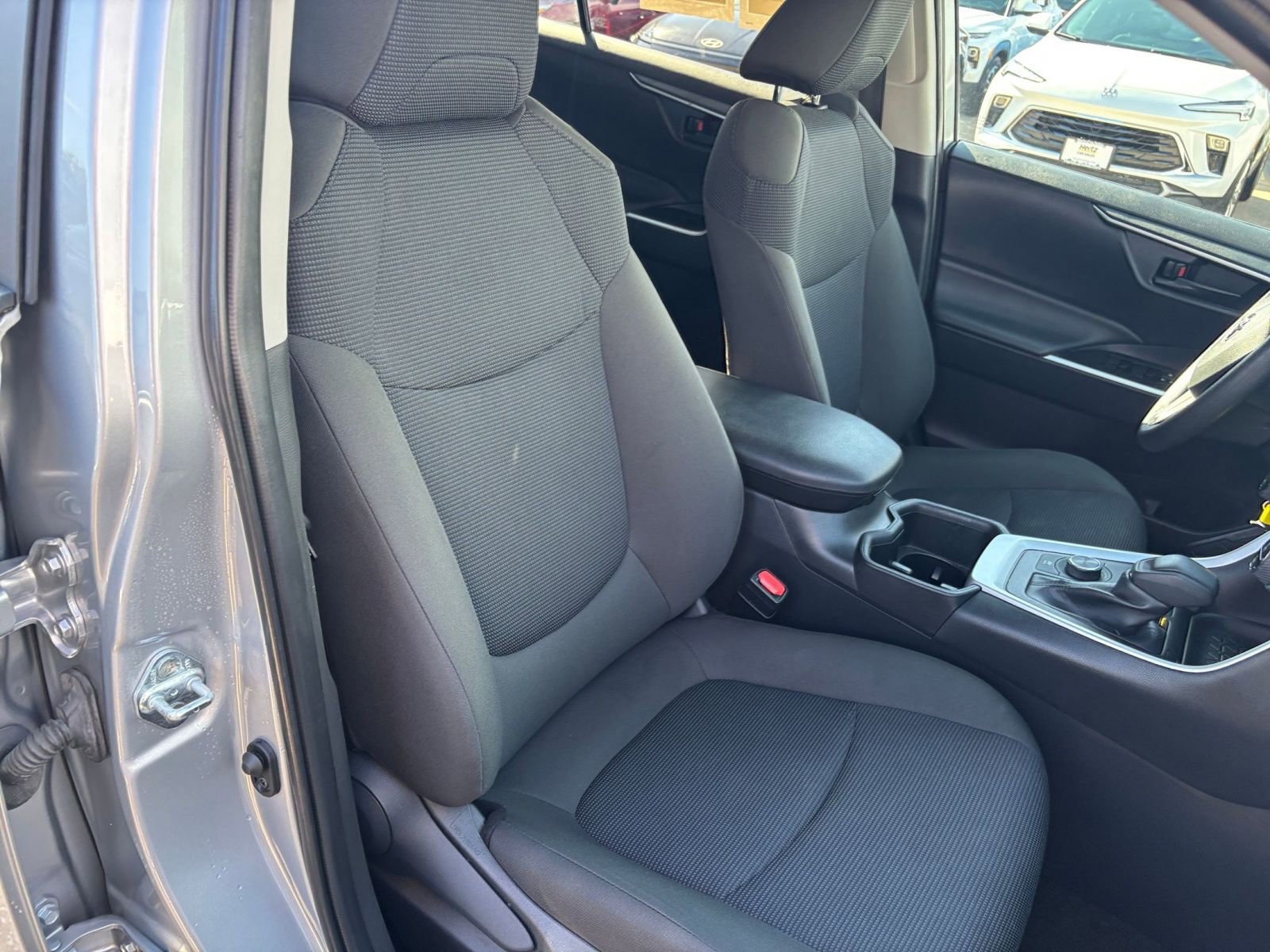 Used 2025 Toyota RAV4 LE image 35