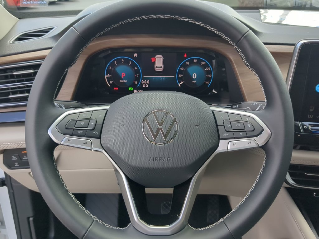 New 2026 Volkswagen Atlas SE FWD image 32
