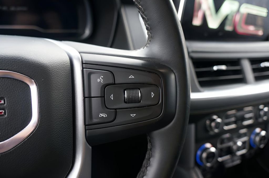 Used 2023 GMC Yukon SLT image 19