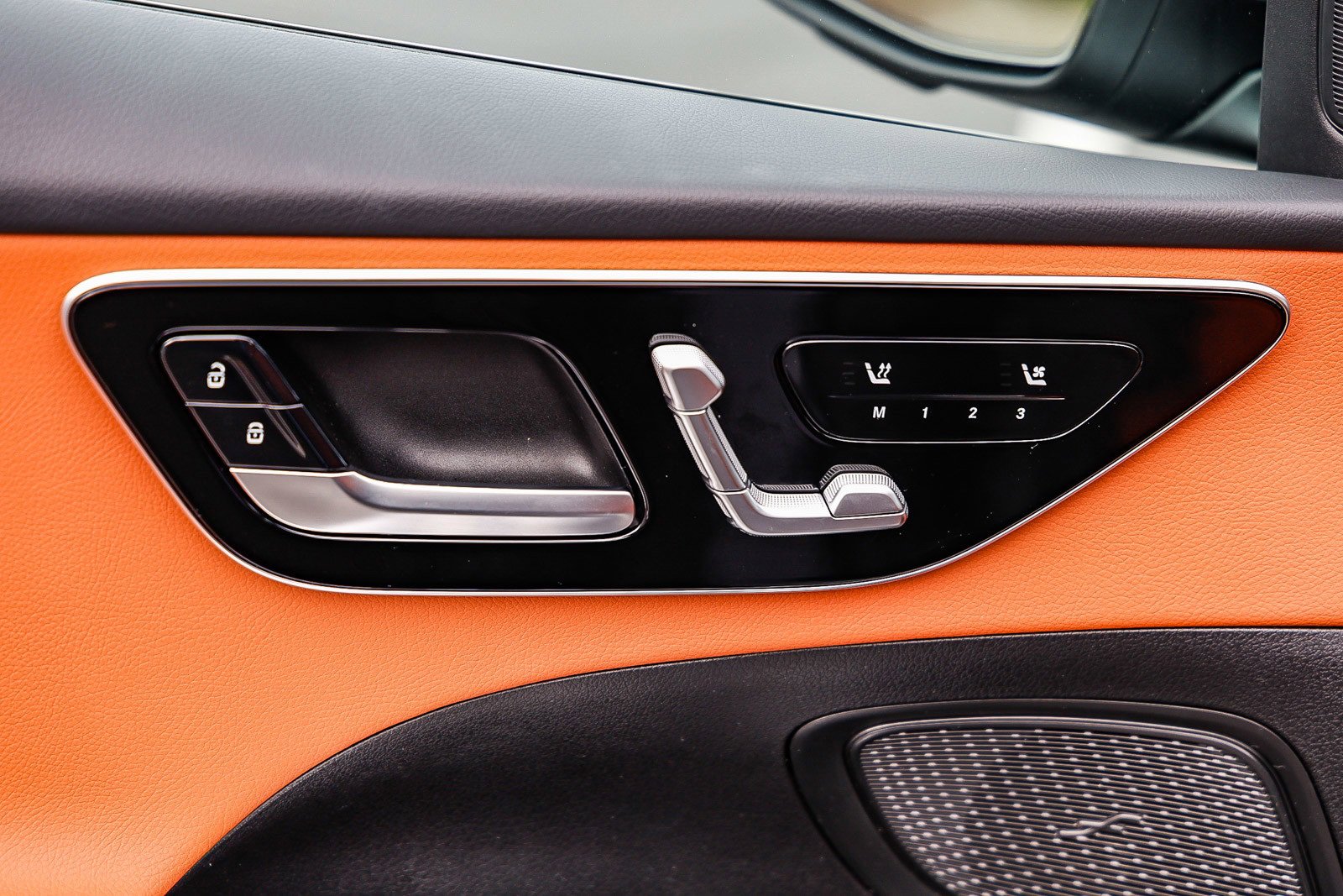 Certified 2025 Mercedes-Benz C 300 Sedan image 22