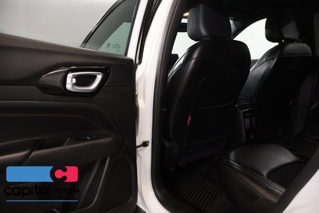 Used 2023 Jeep Compass Trailhawk AWD/4WD image 28