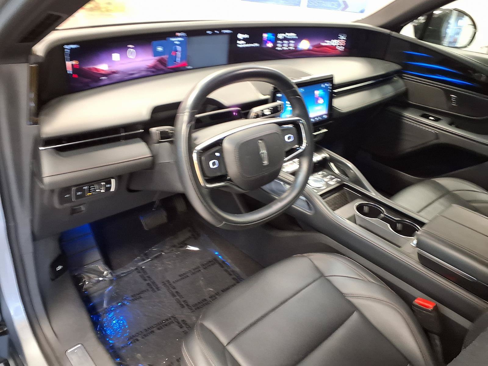 Used 2024 Lincoln Nautilus Premier w/ Jet Appearance Package AWD/4WD image 19