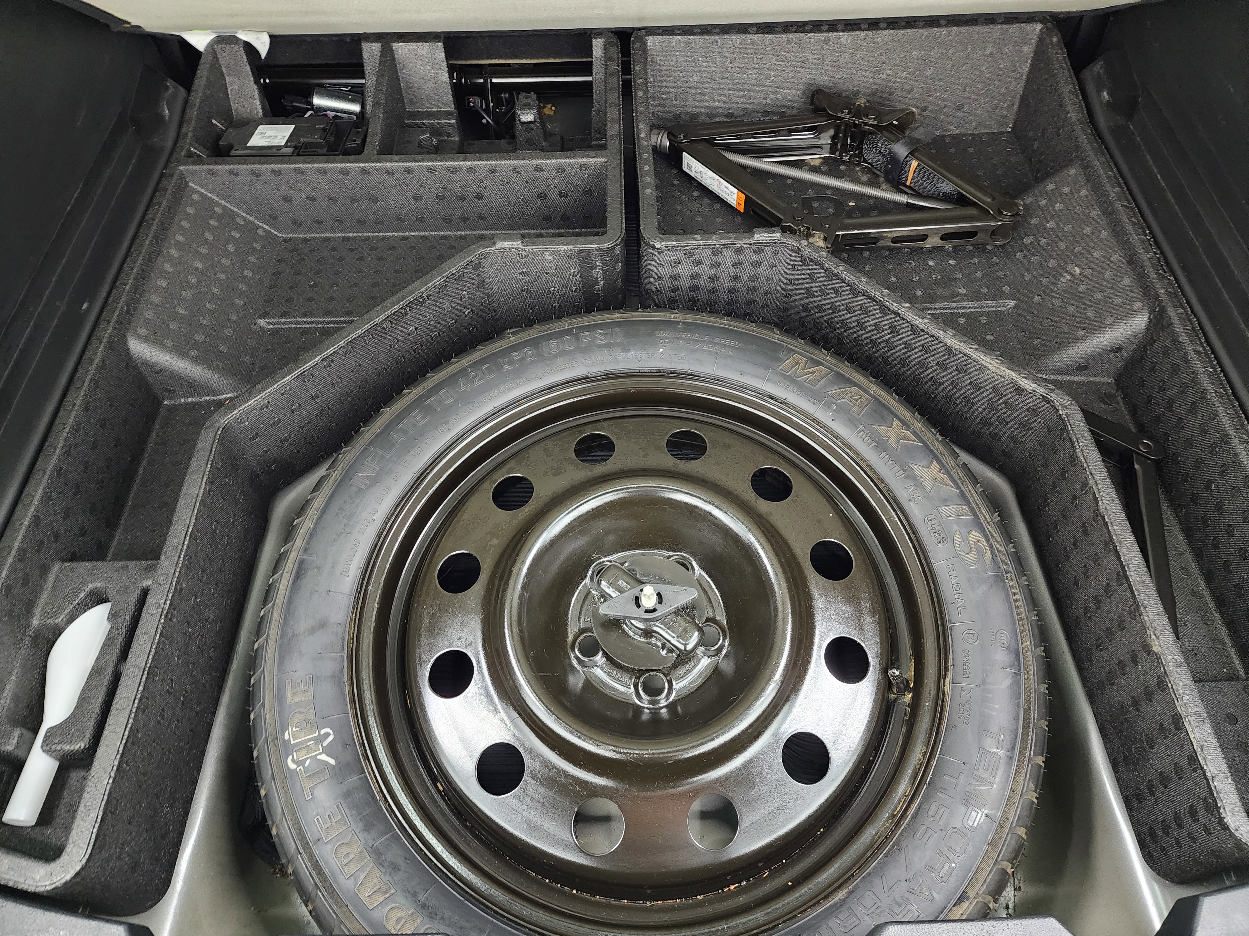 Used 2024 Ford Edge SEL image 28