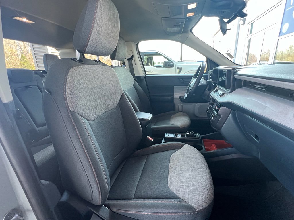 Used 2022 Ford Maverick XLT image 15