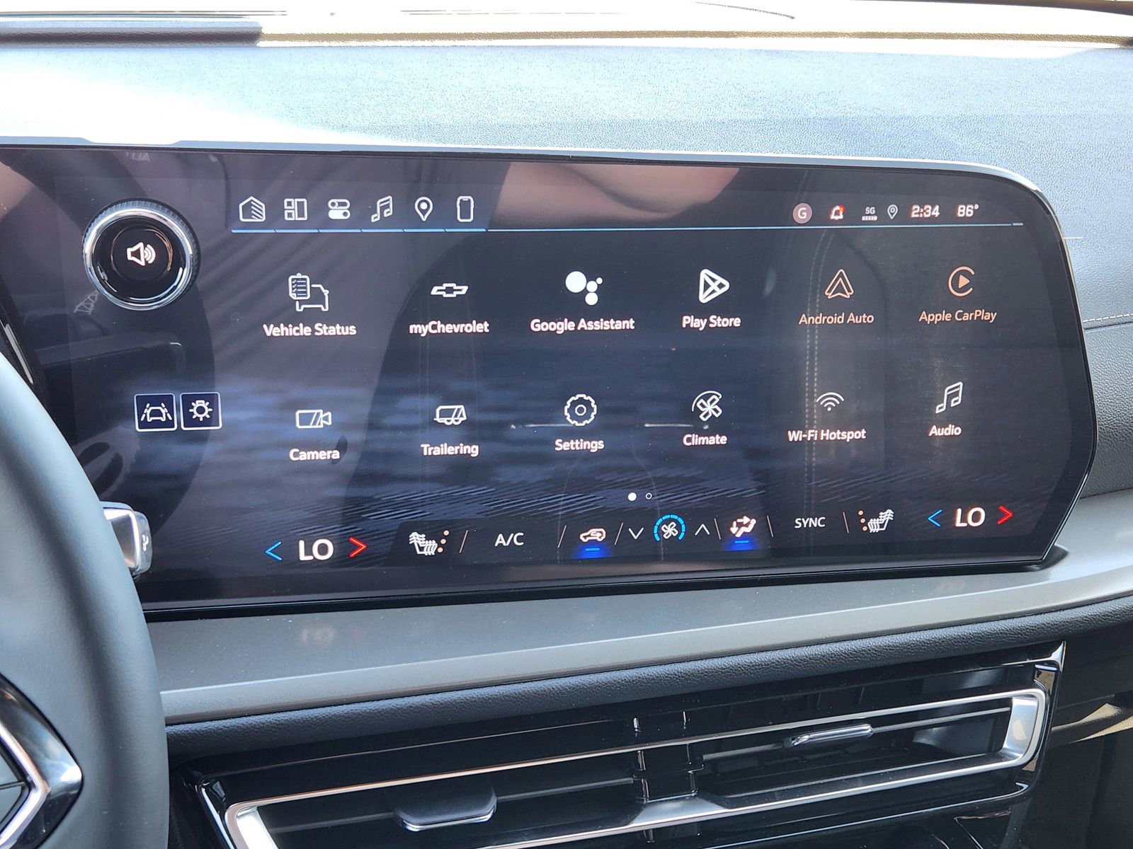 New 2026 Chevrolet Traverse LT w/ Midnight/Sport Edition image 14