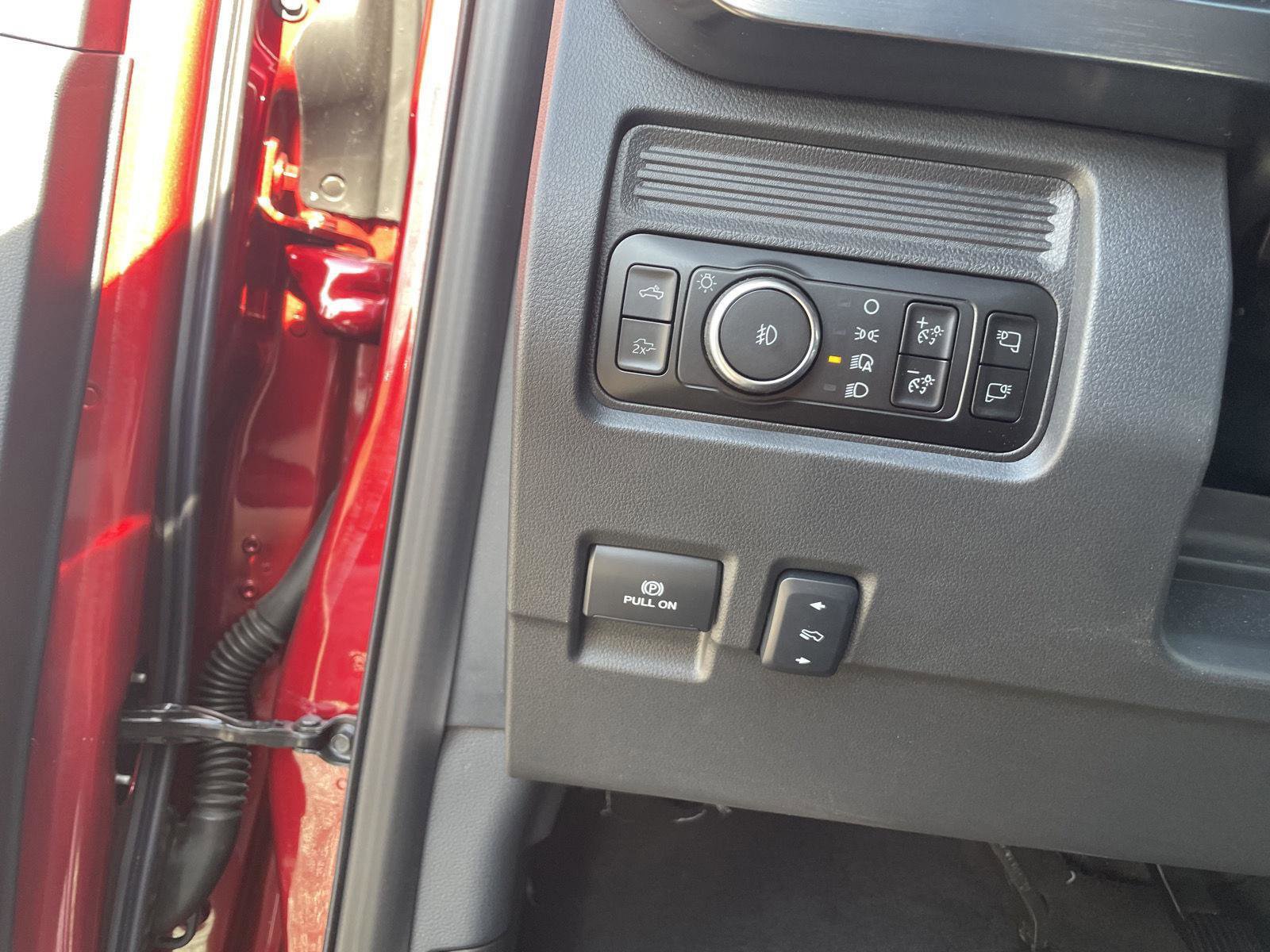 Used 2025 Ford F350 Lariat w/ Lariat Ultimate Package image 14