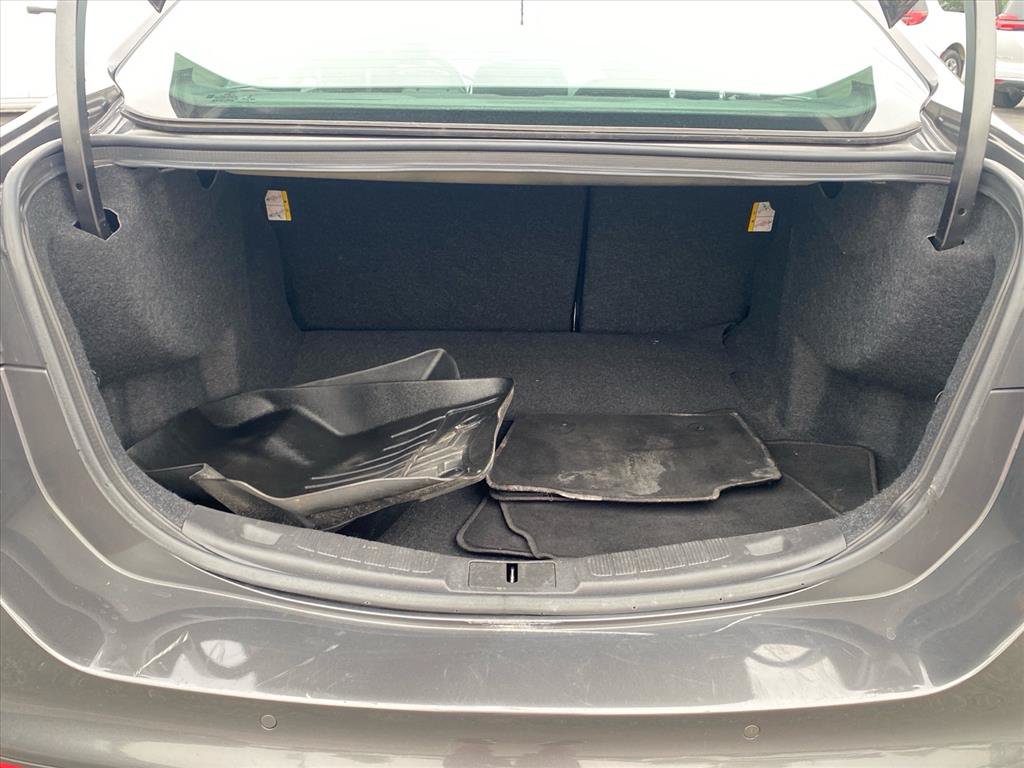 Used 2016 Ford Fusion SE FWD image 21