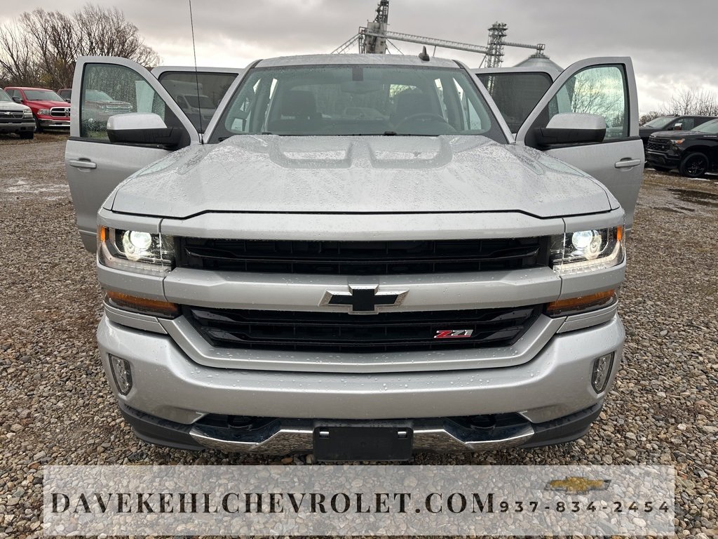 Used 2018 Chevrolet Silverado 1500 LT w/ All Star Edition image 31