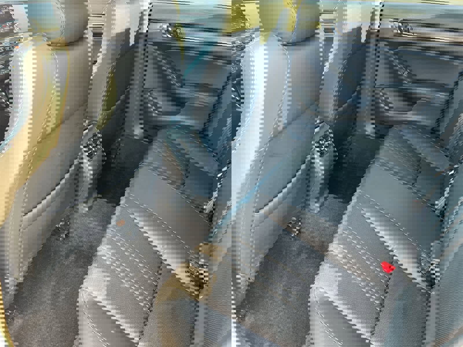 Used 2018 Honda Accord EX-L image 18