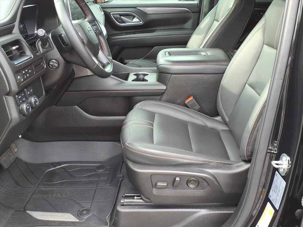 Used 2023 Chevrolet Tahoe RST w/ Luxury Package AWD/4WD image 12
