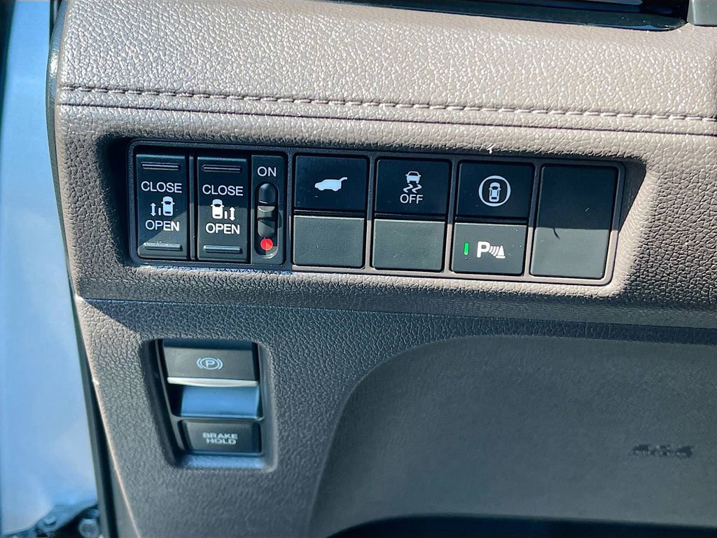 Used 2021 Honda Odyssey Elite image 10