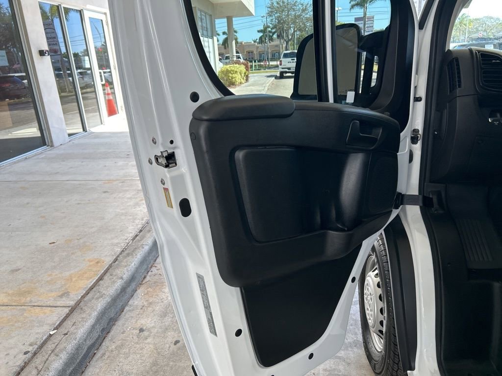 Used 2024 RAM ProMaster 3500 w/ Delivery Van Package image 34