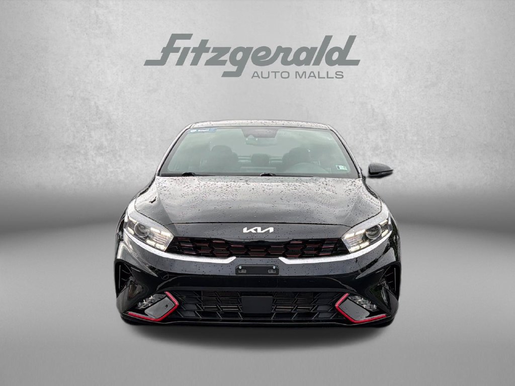 Used 2023 Kia Forte GT-Line w/ GT-Line Premium Package FWD image 2