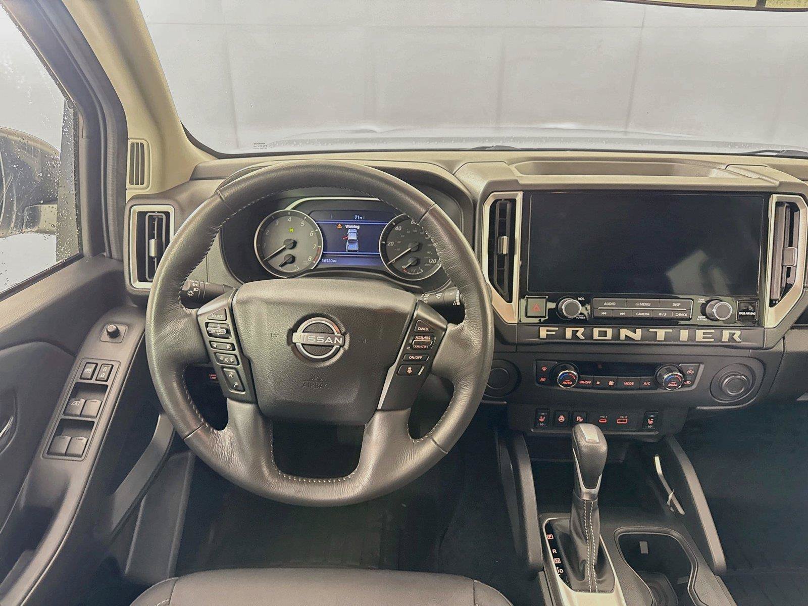 Used 2025 Nissan Frontier SV w/ SV Convenience Package RWD image 29