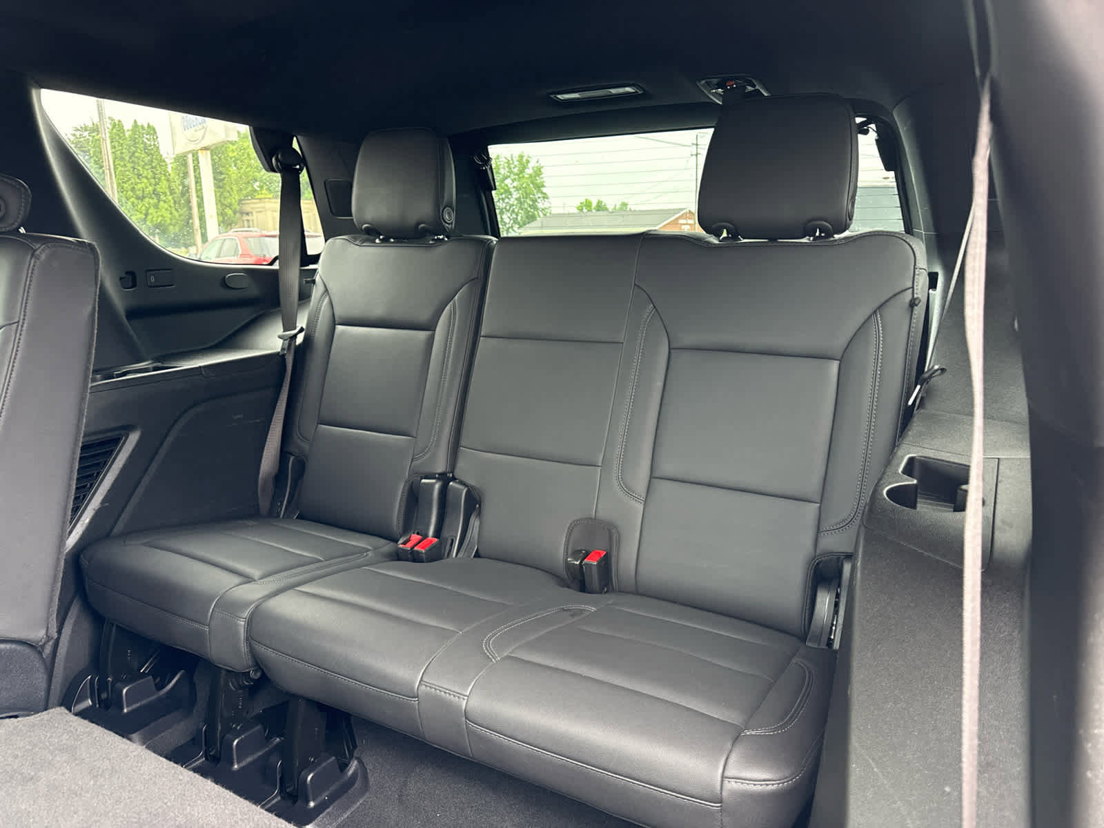 Used 2025 Chevrolet Tahoe LT AWD/4WD image 22