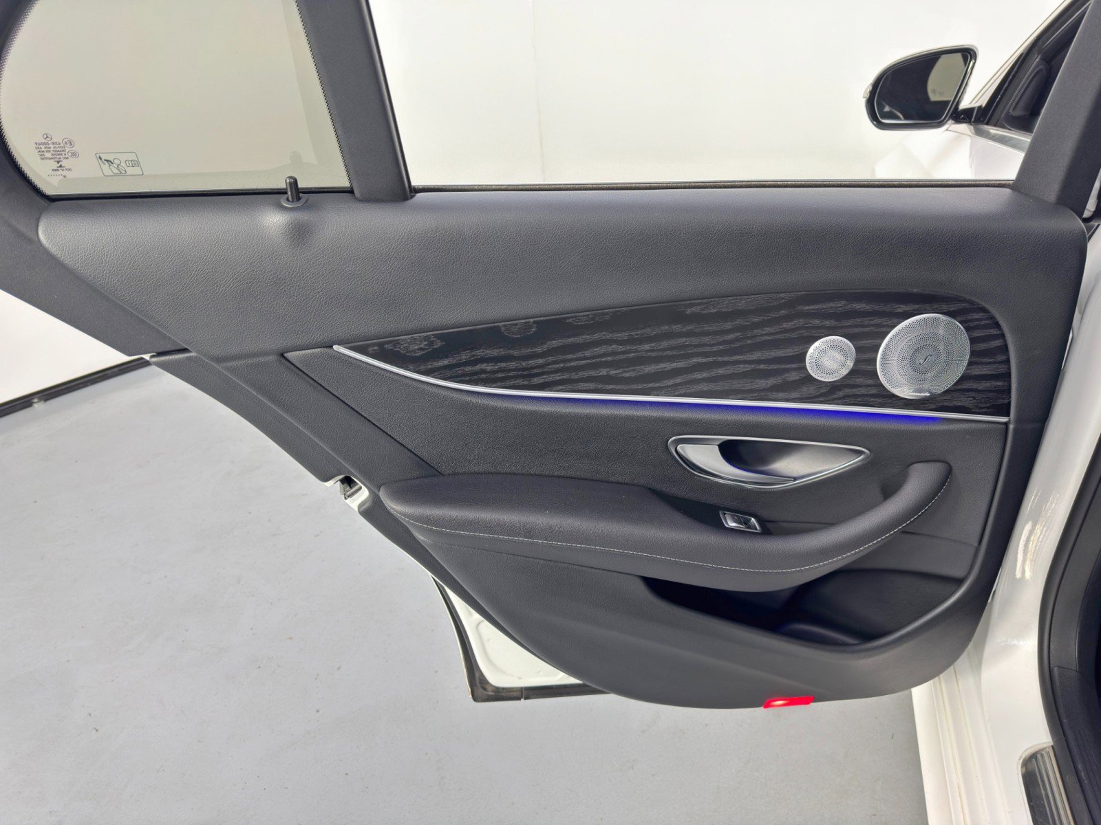 Used 2019 Mercedes-Benz E 300 image 44