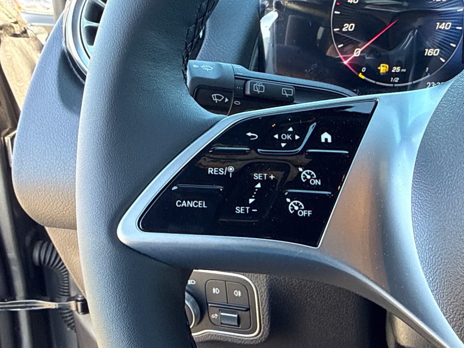 New 2026 Mercedes-Benz GLB 250 4MATIC image 22