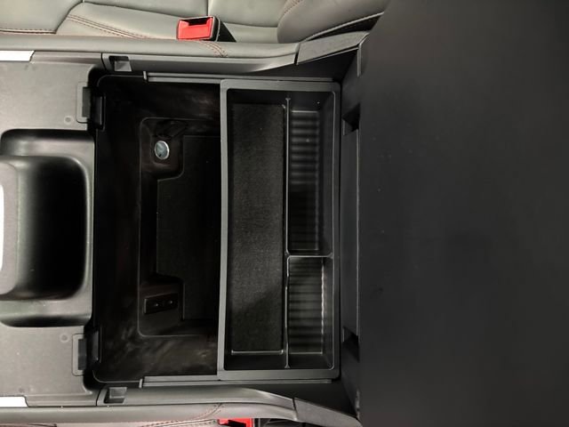 Used 2025 Ford Expedition Active image 31