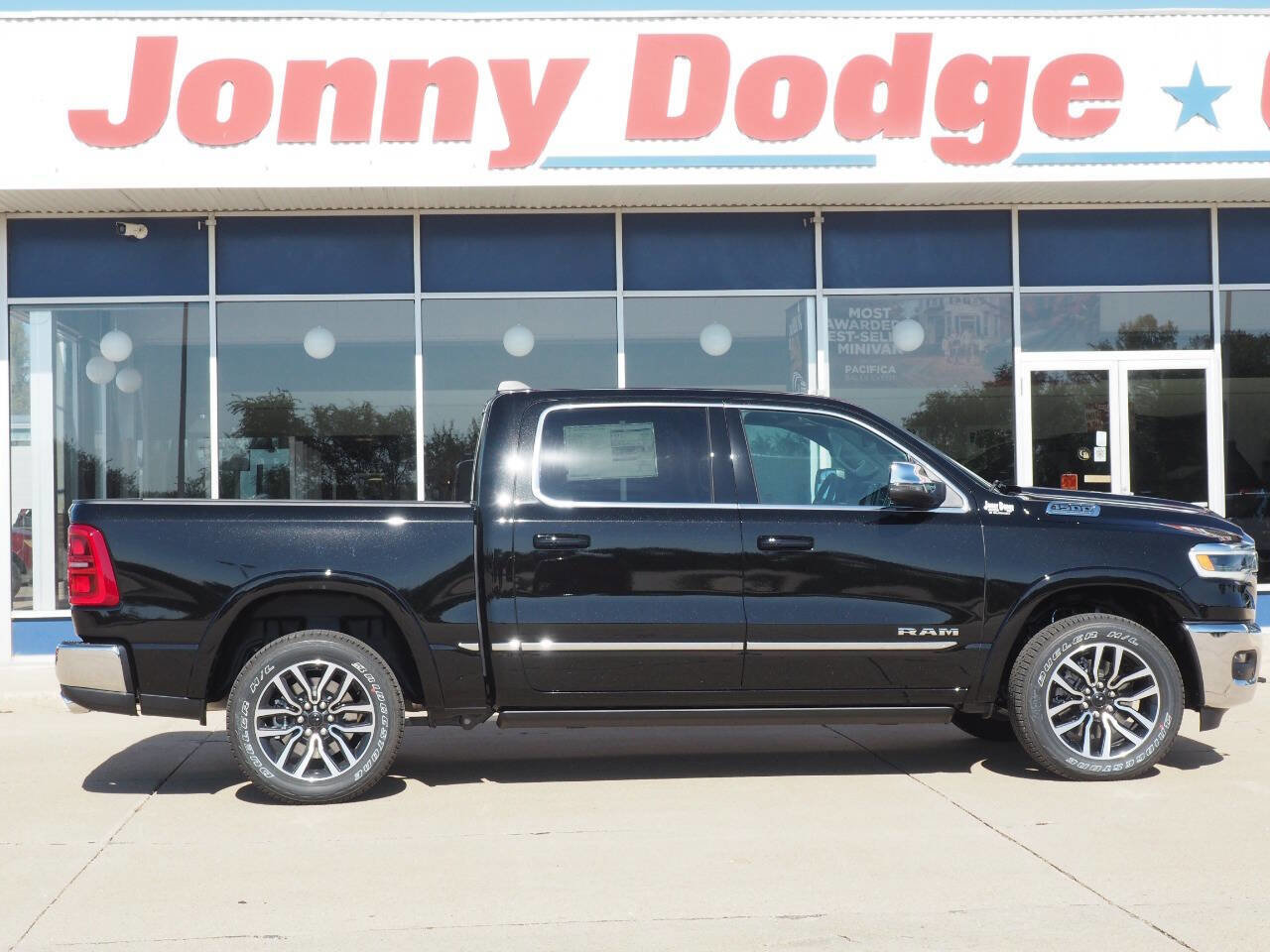 New 2026 RAM 1500 Limited image 1