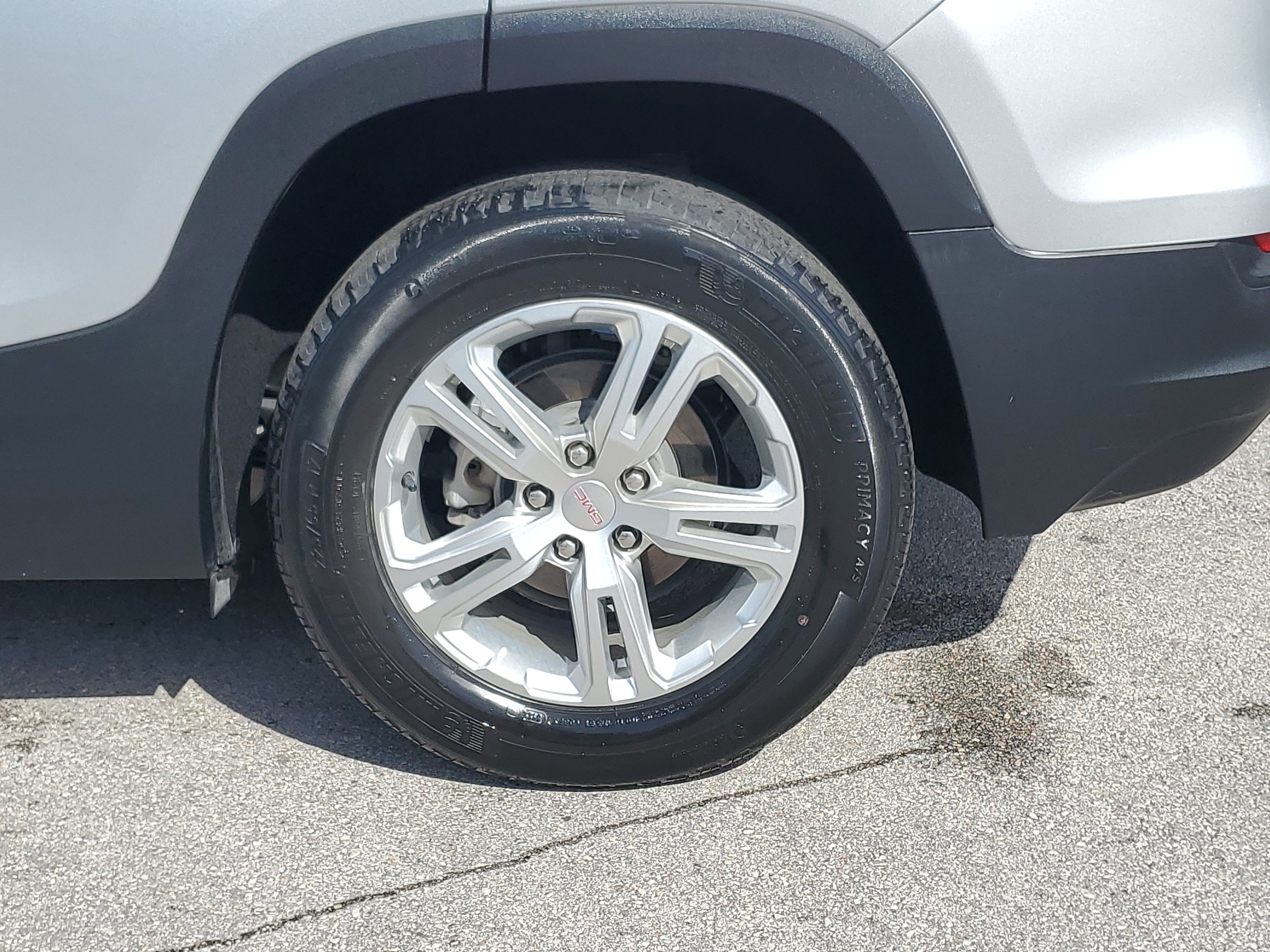 Used 2022 GMC Terrain SLE image 32