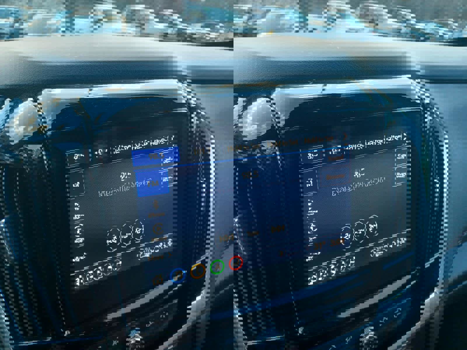 Used 2023 Chevrolet Traverse RS image 10