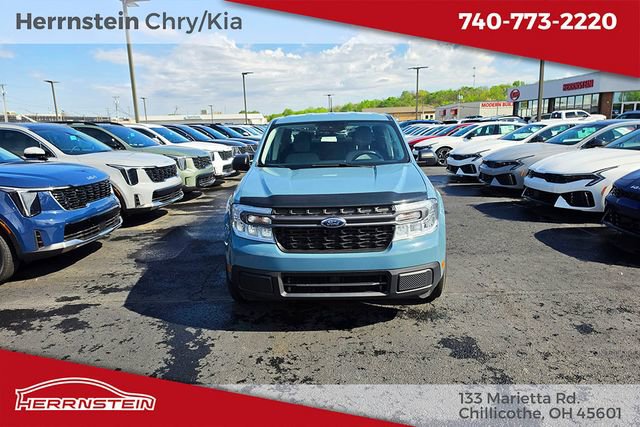 Used 2023 Ford Maverick XLT FWD image 2