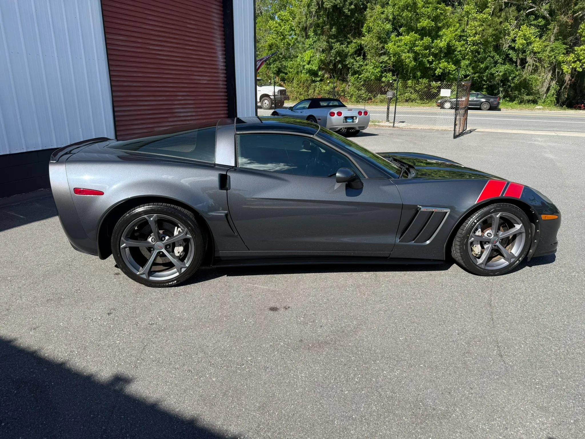 Used 2010 Chevrolet Corvette Grand Sport w/ Preferred Equipment Group RWD image 6