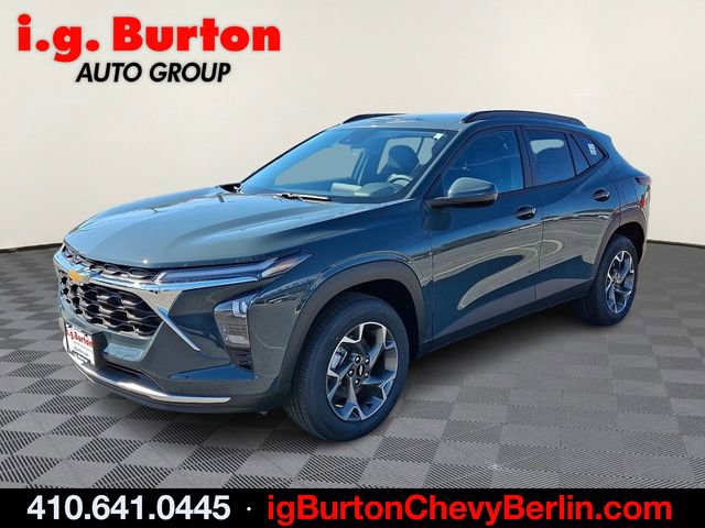 New 2026 Chevrolet Trax LT w/ Driver Confidence Package image 2