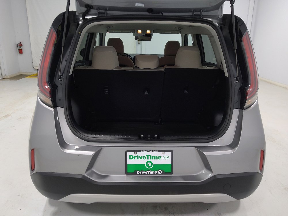 Used 2025 Kia Soul S image 28