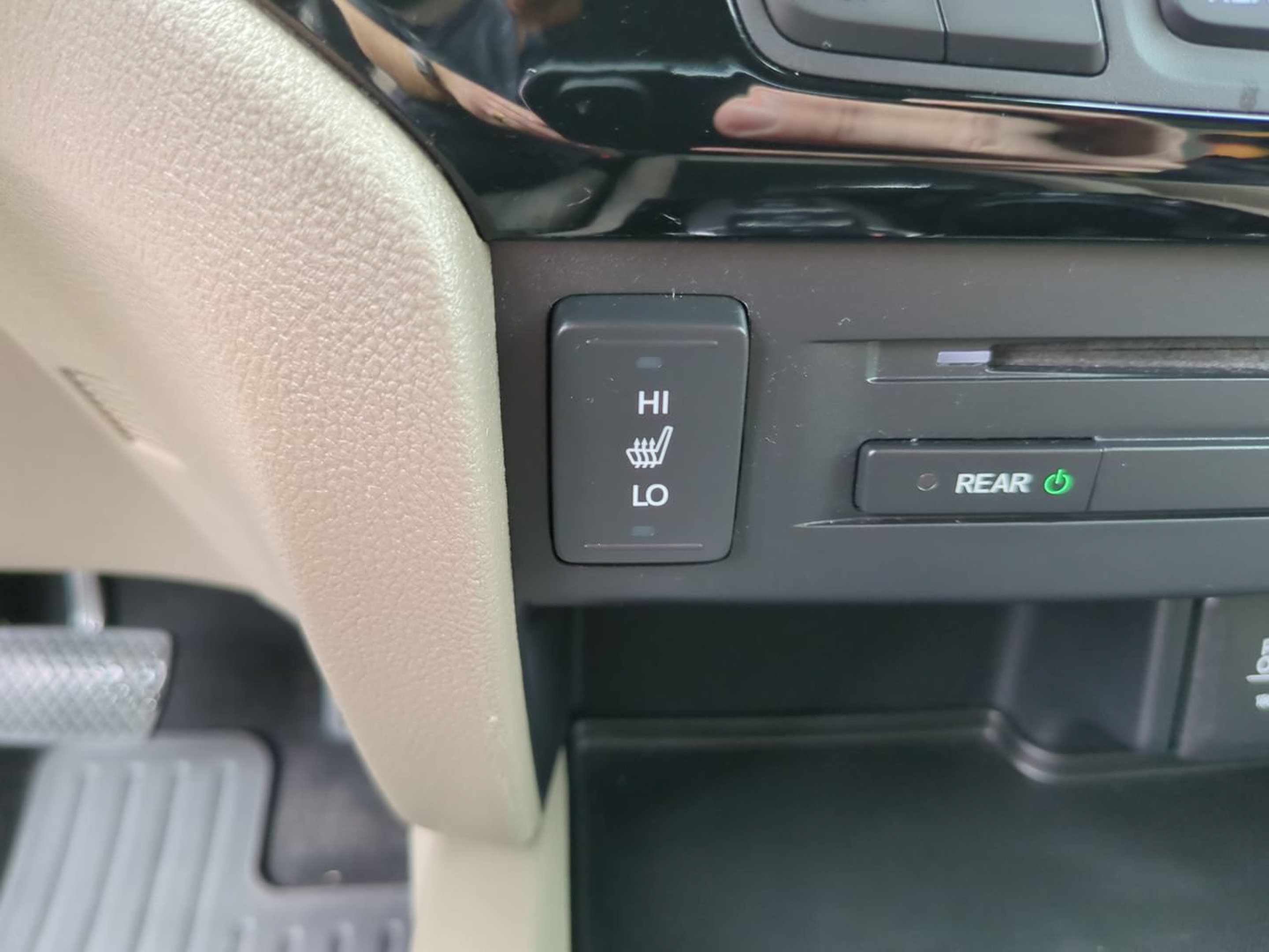 Used 2017 Honda Pilot Touring image 27