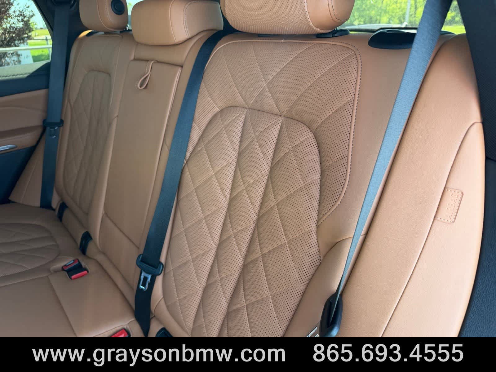 Used 2023 BMW X5 M50i w/ Climate Comfort Package AWD/4WD image 15