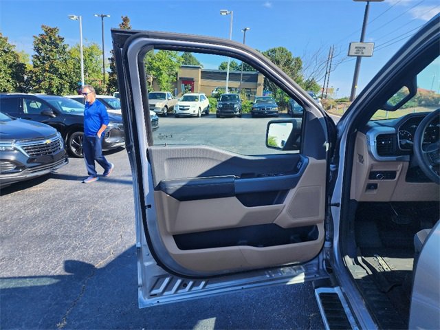 Used 2022 Ford F150 XLT w/ XTR Package image 32