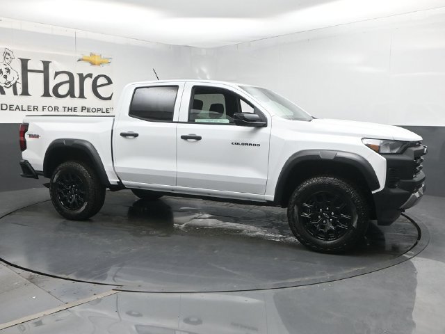 New 2026 Chevrolet Colorado Trail Boss AWD/4WD image 1