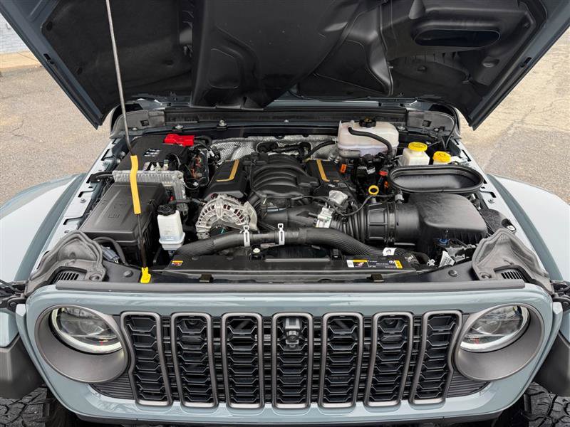 Used 2024 Jeep Wrangler Unlimited Rubicon 392 w/ Dual Top Group image 19